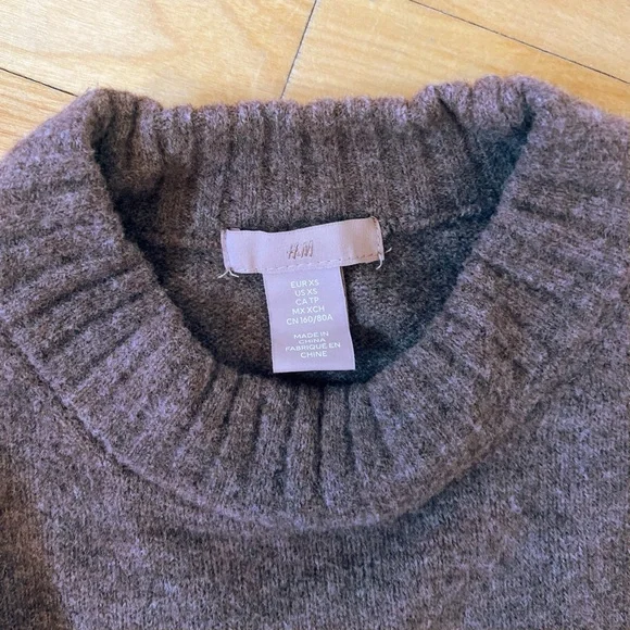 H&M Brown Knit Sweater - XS - Picture 2 of 3